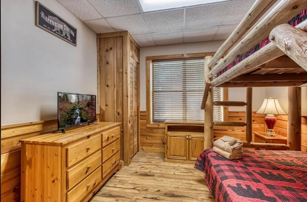Taylor Tots Hideaway Holiday home Pigeon Forge