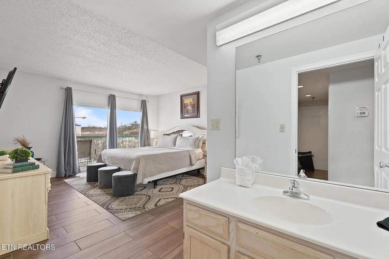 River Place #610 3bd * Pigeon Forge