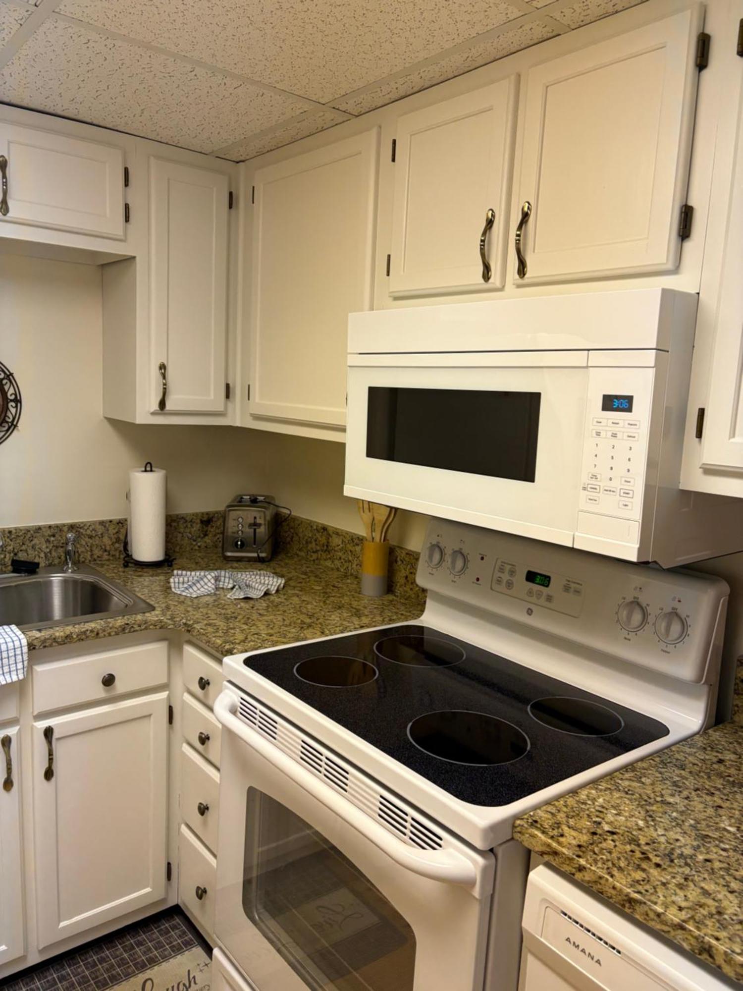 River Place #605 2bd *