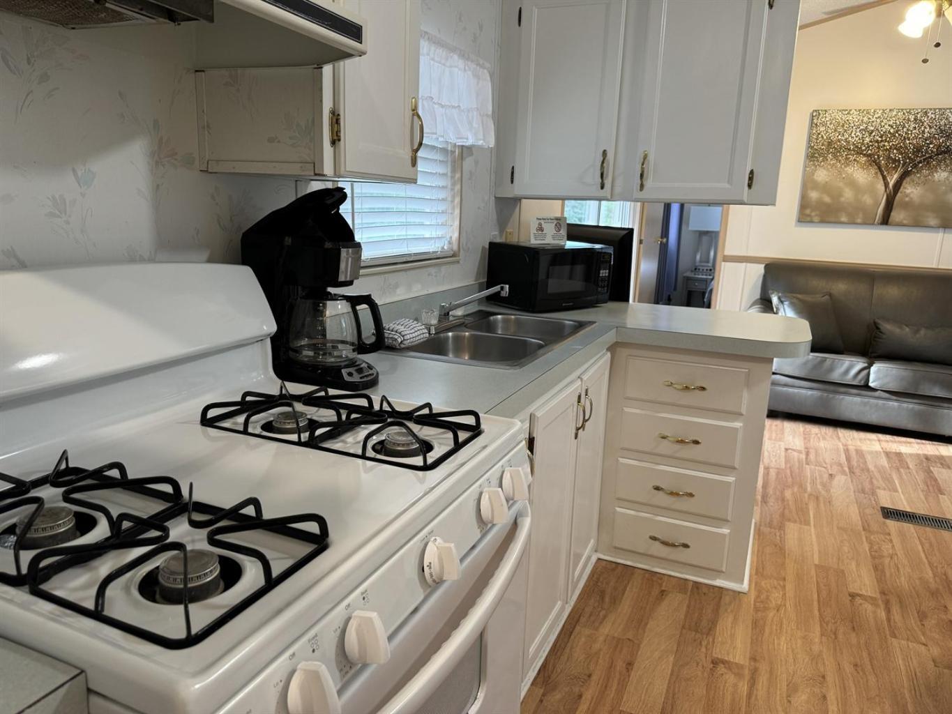 Tranquil 2br Mountain Escape Near Dollywood Pigeon Forge