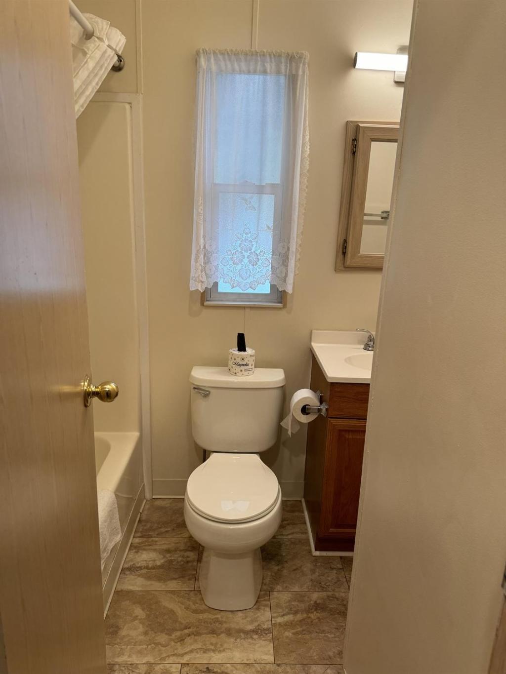 Luxurious 2br Mountain Sanctuary Near Gatlinburg *