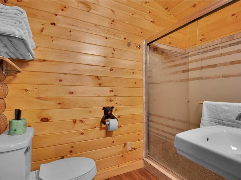 Chalet Deluxe 1 Bedroom With Parking *