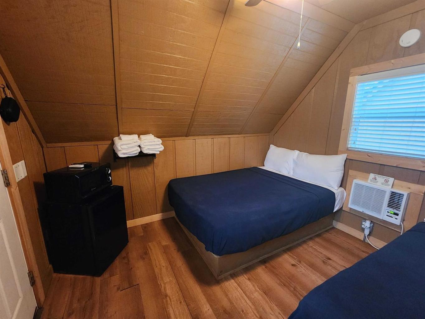 Chalet Rustic With Mountain Views And Parking Pigeon Forge