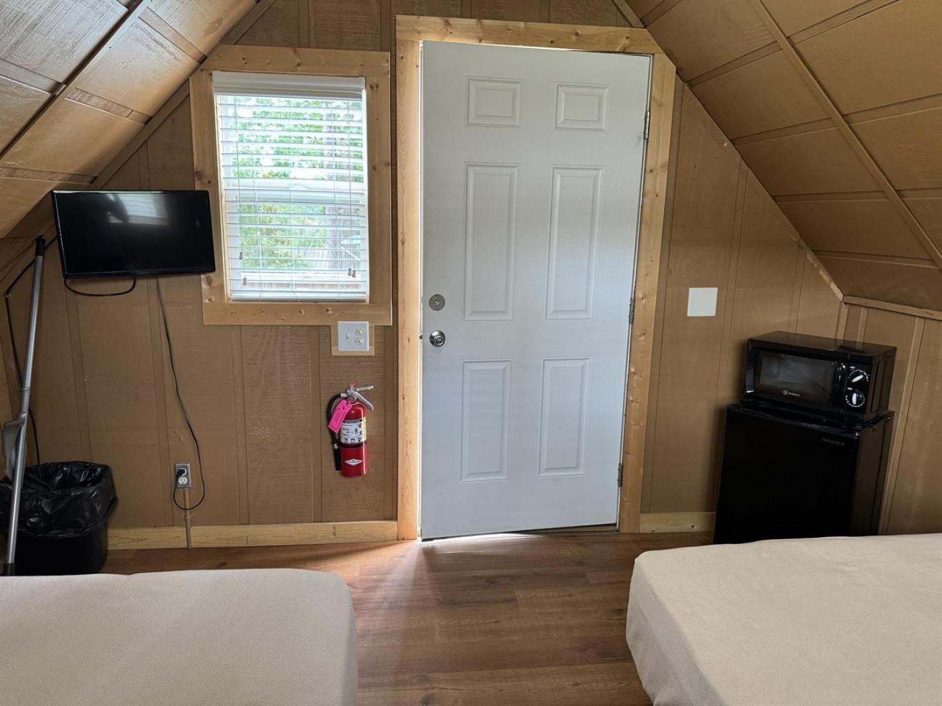 Cozy Near Dollywood Chalet