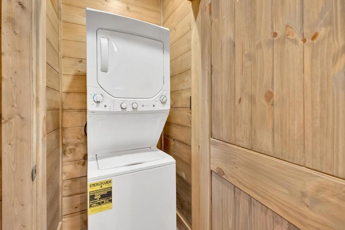 Honeybear Hideaways - Luxury And Spacious In Smoky Mountain With Indoor Pool, Hot Tub And Game * Pigeon Forge