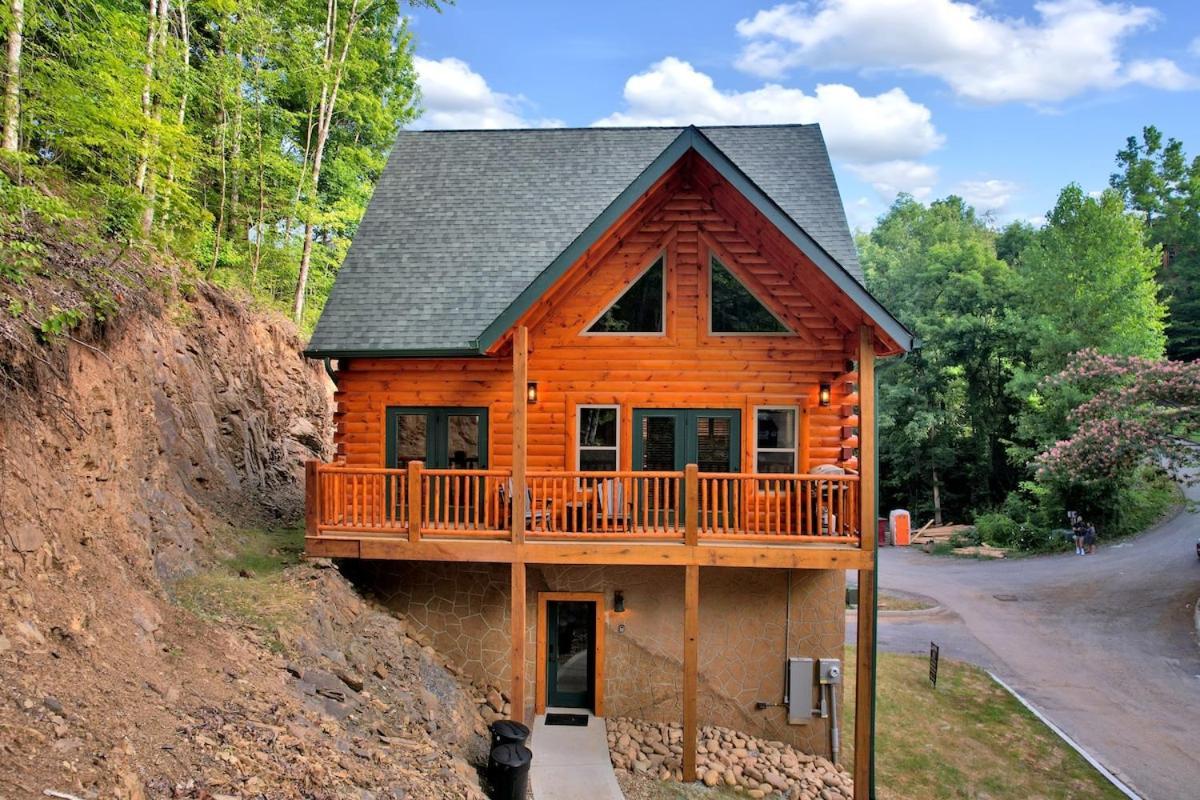 Holiday home Honeybear Hideaways - Luxury And Spacious In Smoky Mountain With Indoor Pool, Hot Tub And Game Pigeon Forge
