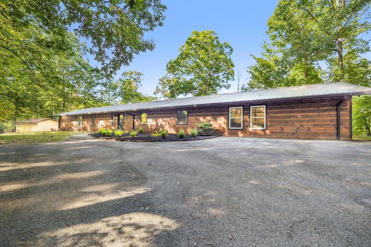 Holiday home Honeybear Hideaways - Spacious Family-friendly With Hot Tub, Game And Fire Pit Pigeon Forge