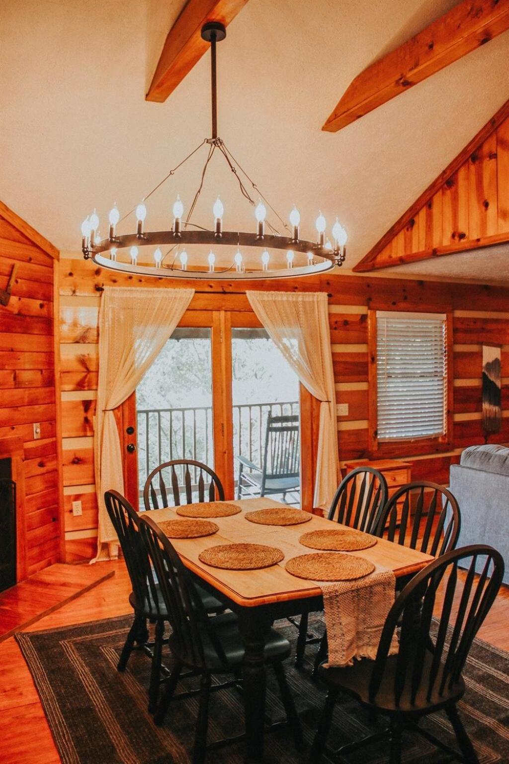 Bluff Mountain View Holiday home