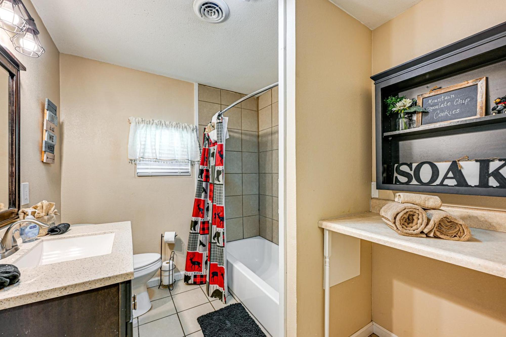 By Dollywood With Private Pool! * Pigeon Forge