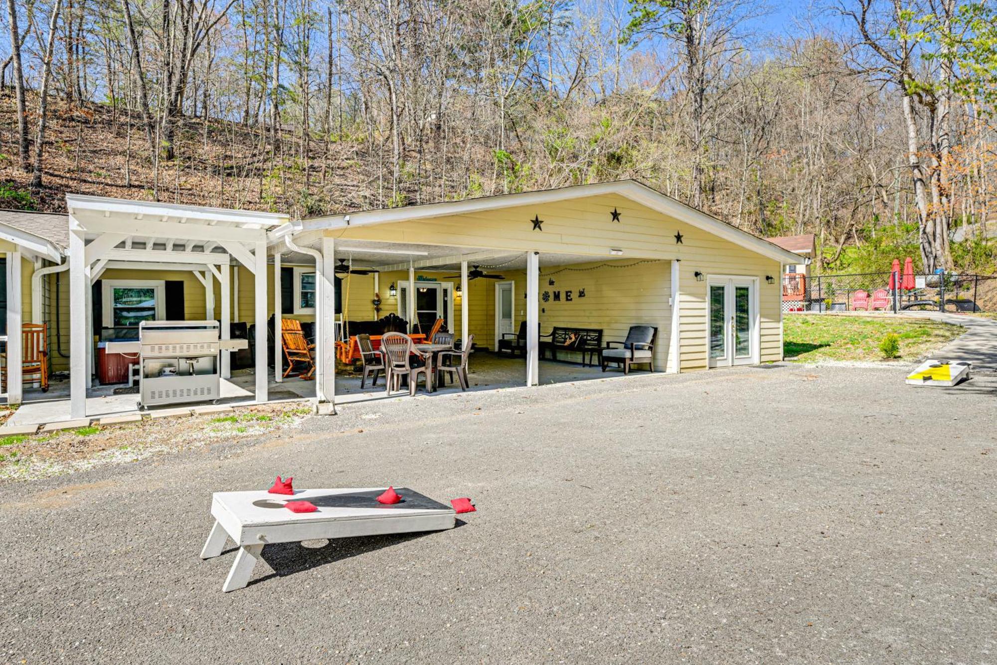 By Dollywood With Private Pool! *