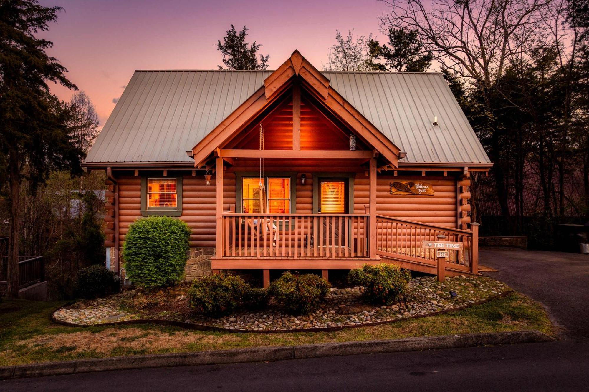 Holiday home Quaint & Cozy - Great Location - Hot Tub - Bbq Pigeon Forge