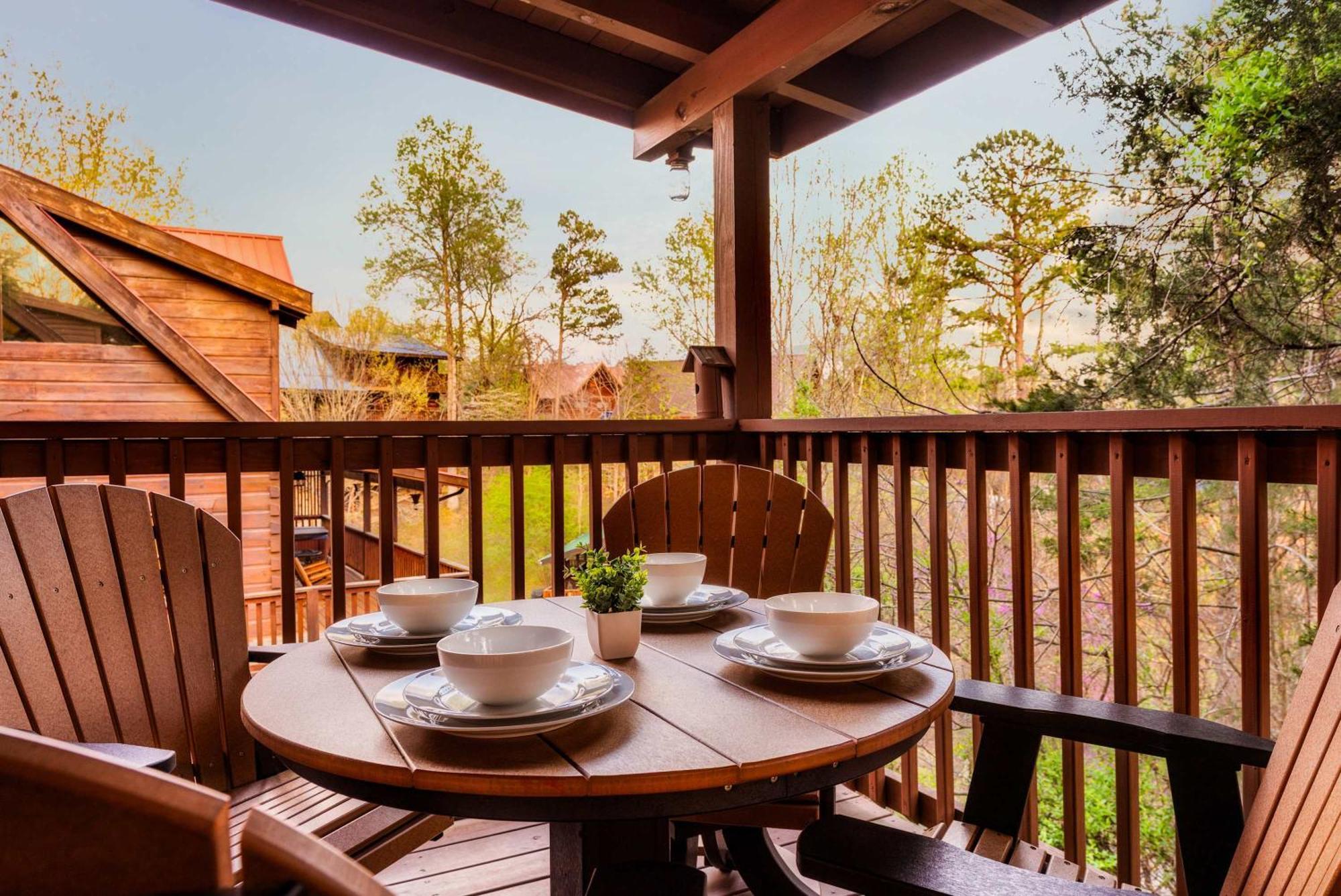 Holiday home Quaint & Cozy - Great Location - Hot Tub - Bbq Pigeon Forge