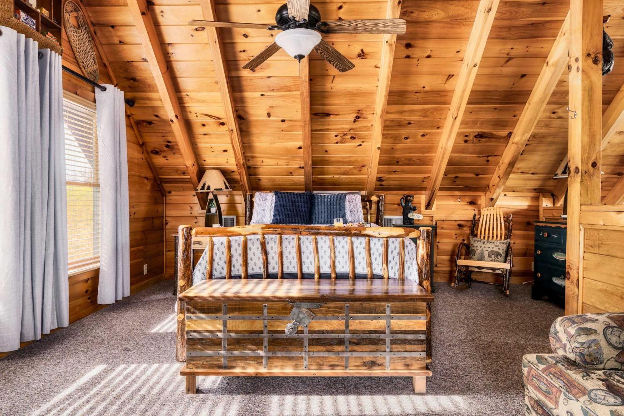 Holiday home Quaint & Cozy - Great Location - Hot Tub - Bbq