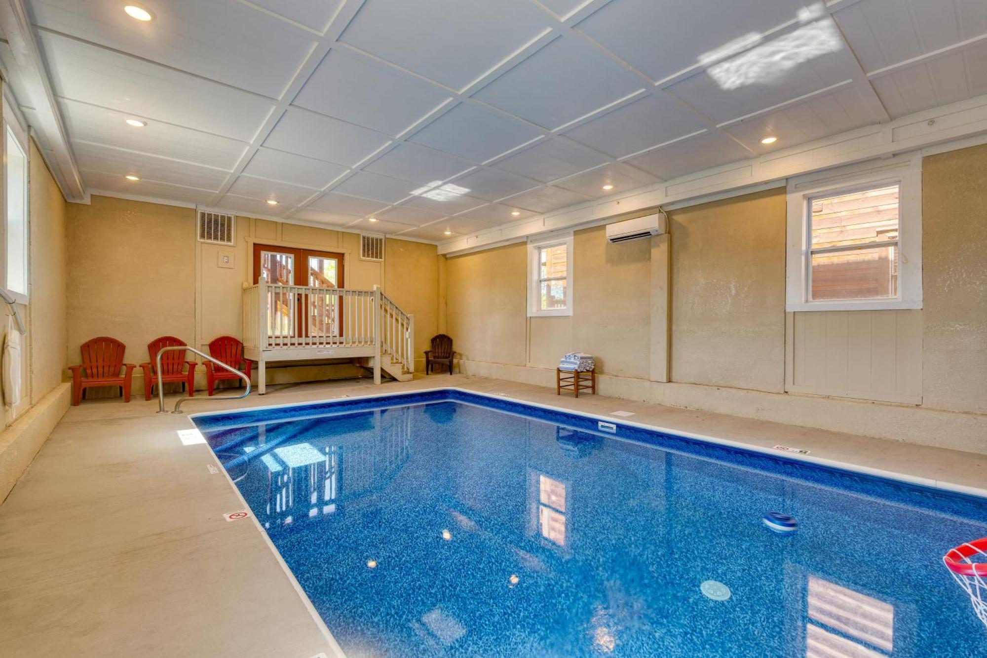 Sleeps 28 - Luxe Smokies Game Hot Tub Views Near Attractions *