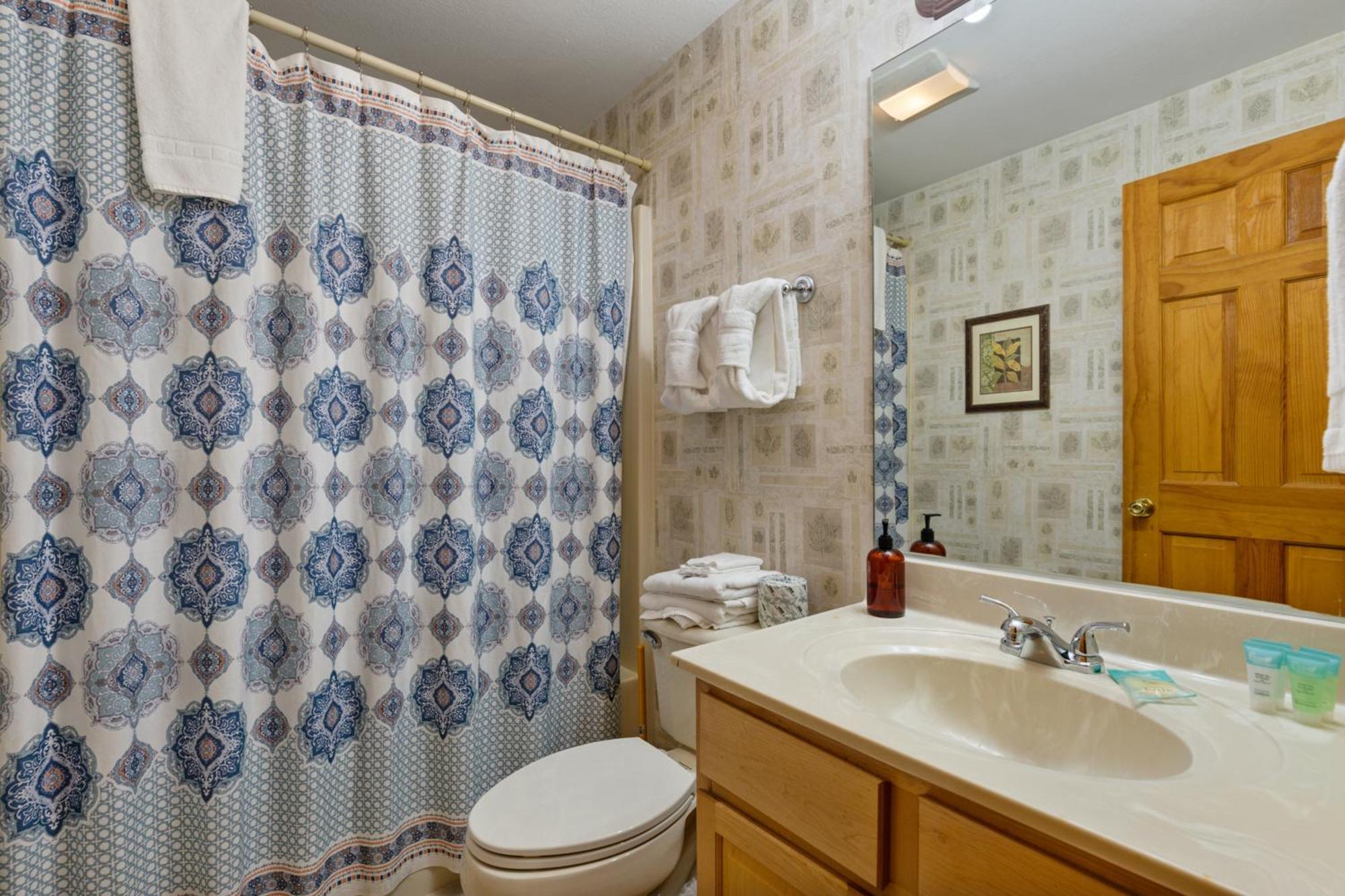 At Dollywood Lane Apartment Pigeon Forge