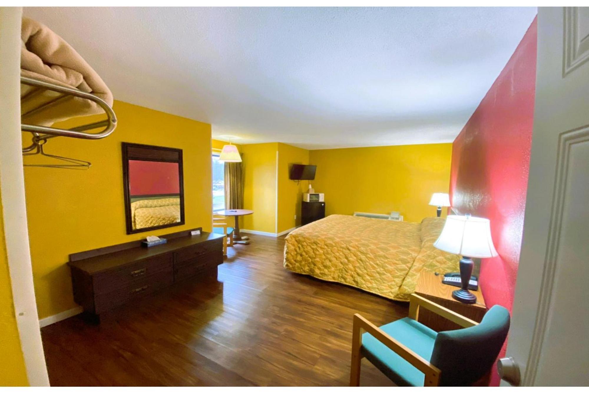 Tennessee Mountain Riverside By Oyo Hotel