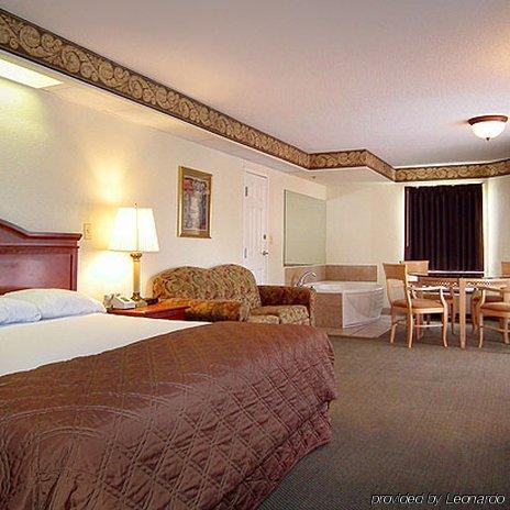 Country & By Radisson, South, Tn Pigeon Forge
