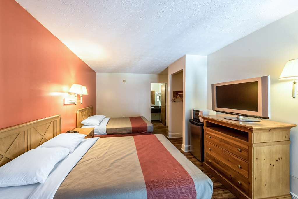 Sleep & Downtown 2* Pigeon Forge