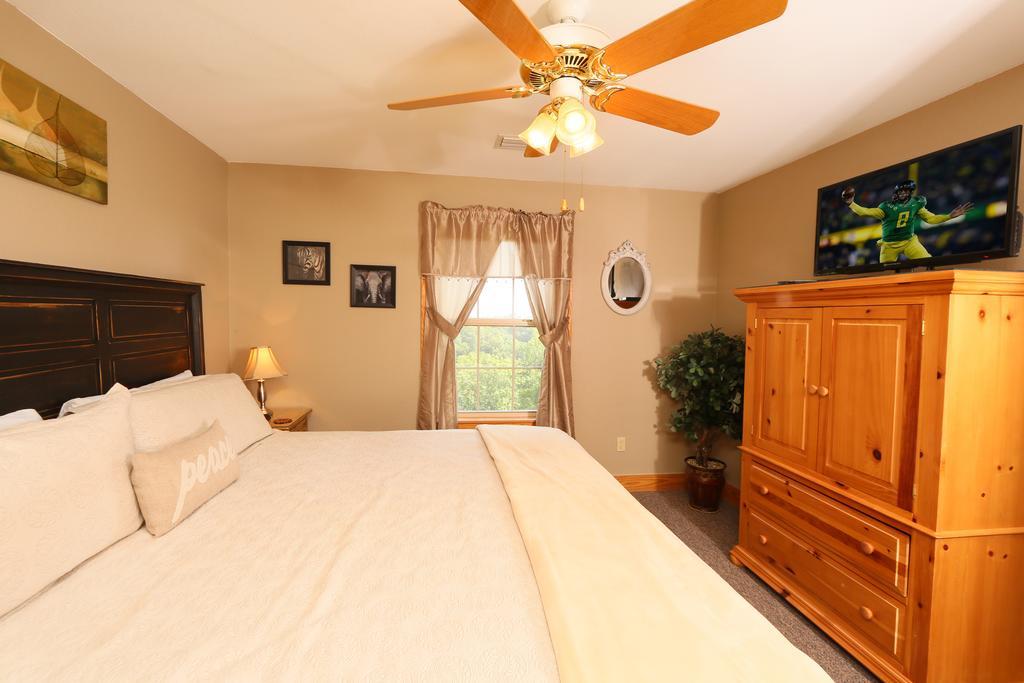 Pinnacle View 7a - Three Bedroom *