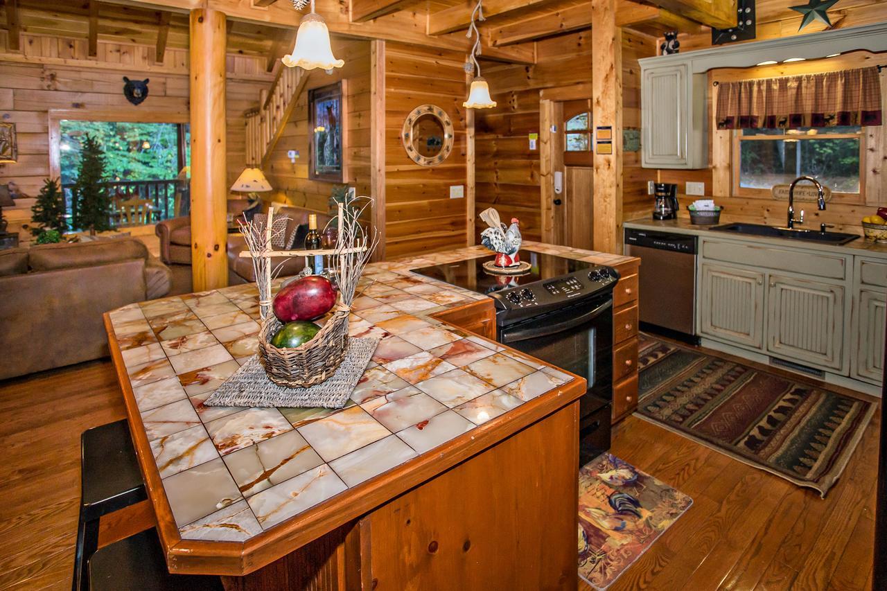 Cedar Forest * Pigeon Forge