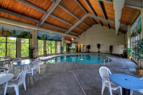 By Willow Brook 2* Pigeon Forge