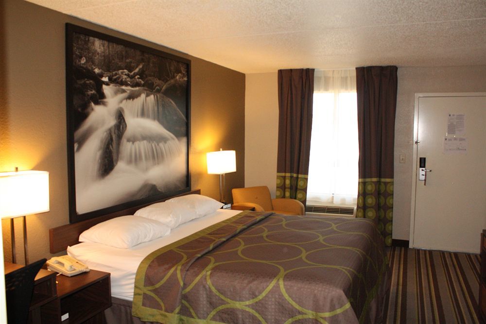 Super 8 By Wyndham Pigeon Forge-emert St 3*