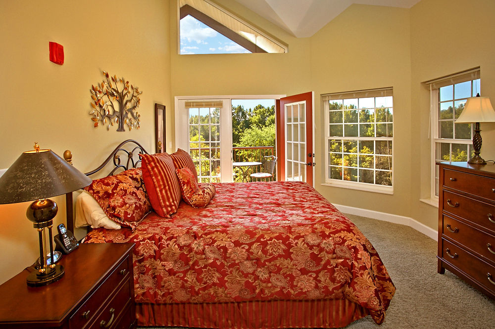 Appleview River Aparthotel