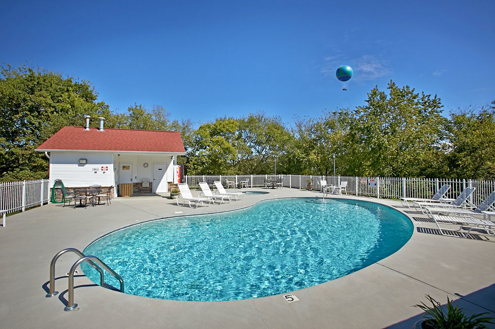 Appleview River Aparthotel