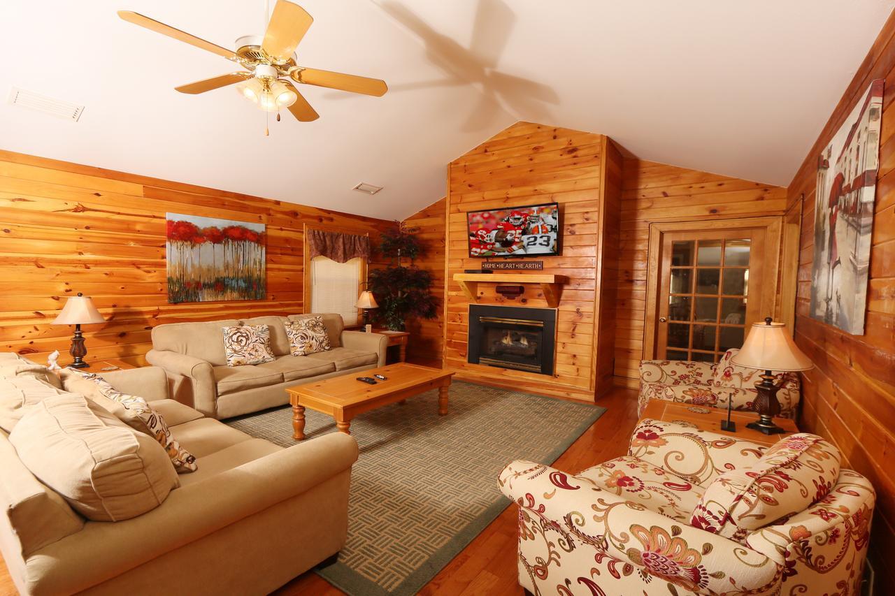 Walnut Grove Pigeon Forge