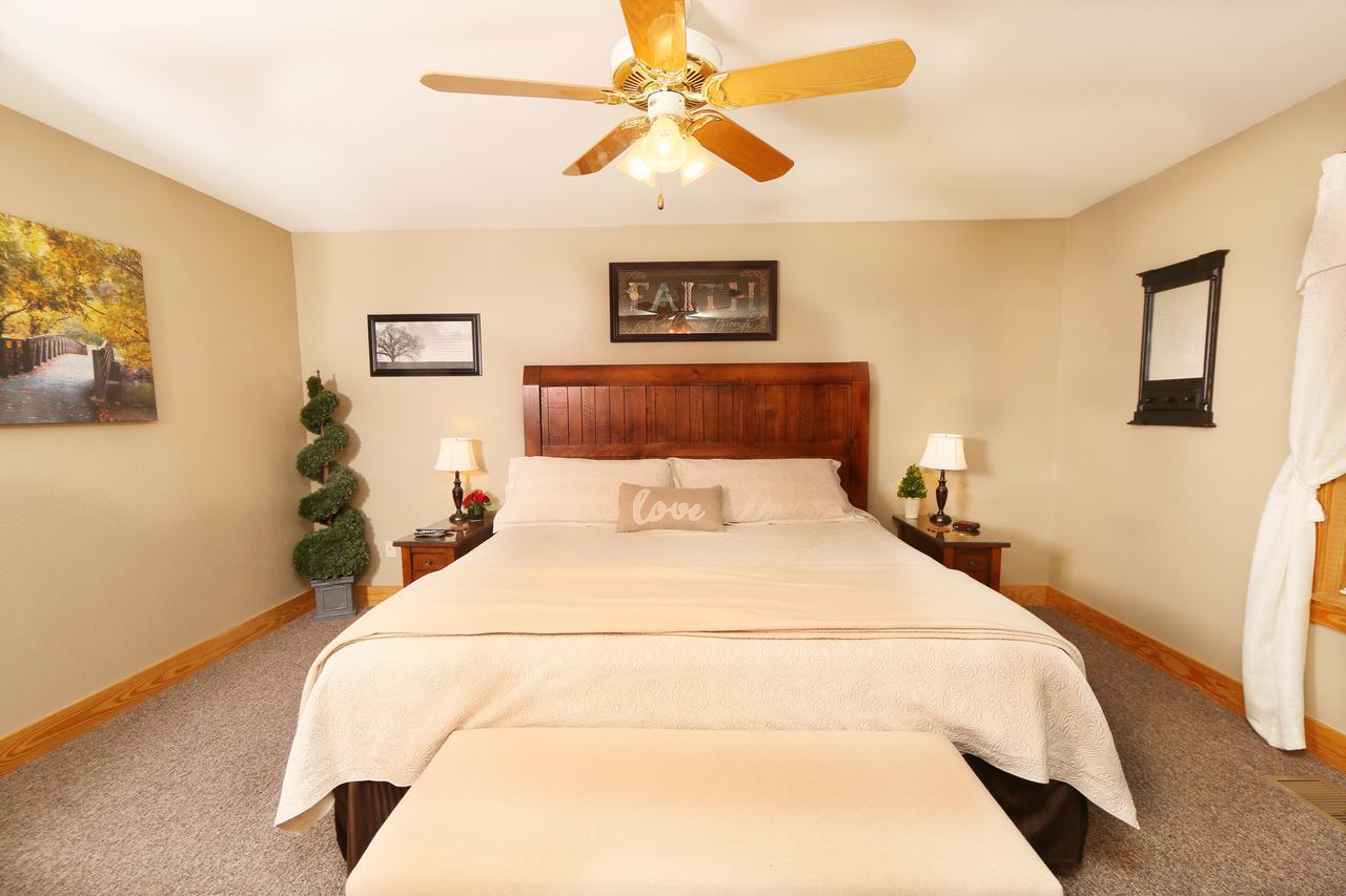 Pinnacle View 7c - Three Bedroom *