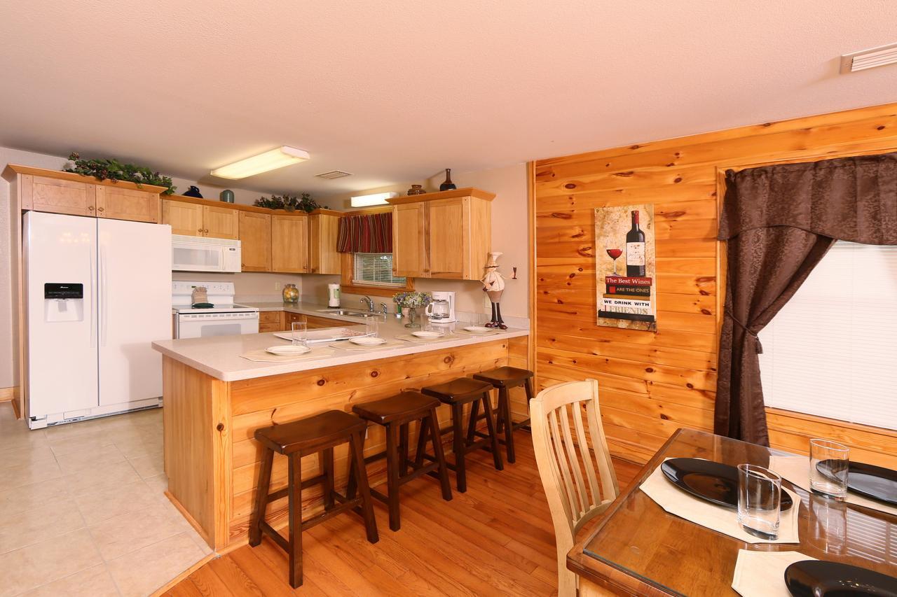 Pinnacle View 7b - Three Bedroom *