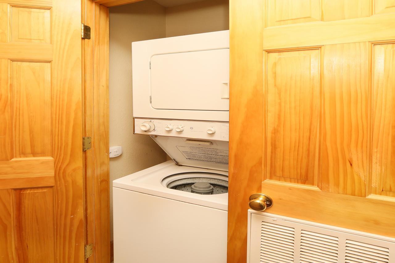 Pinnacle View 7b - Three Bedroom *
