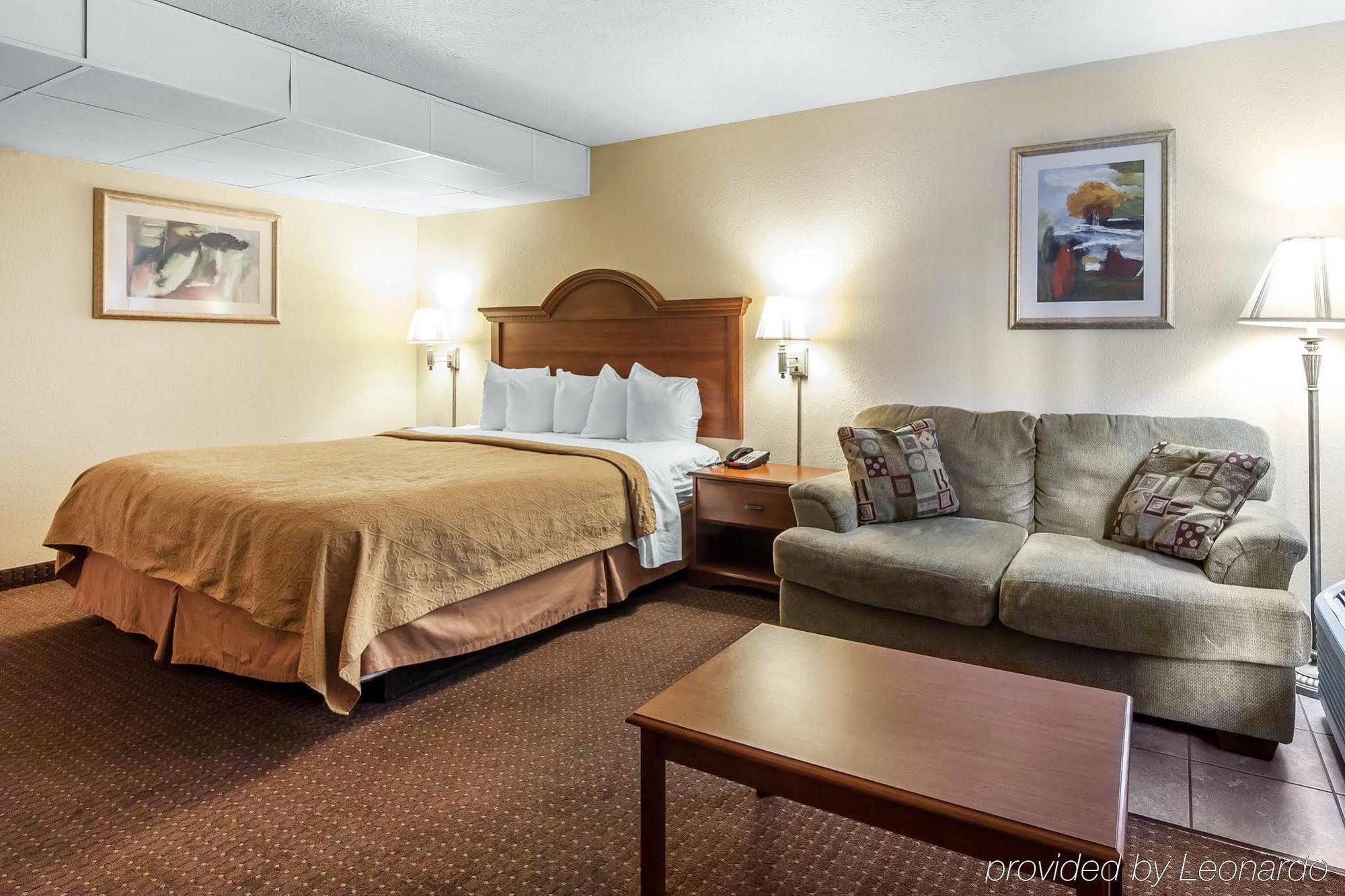 Quality & At Dollywood Lane