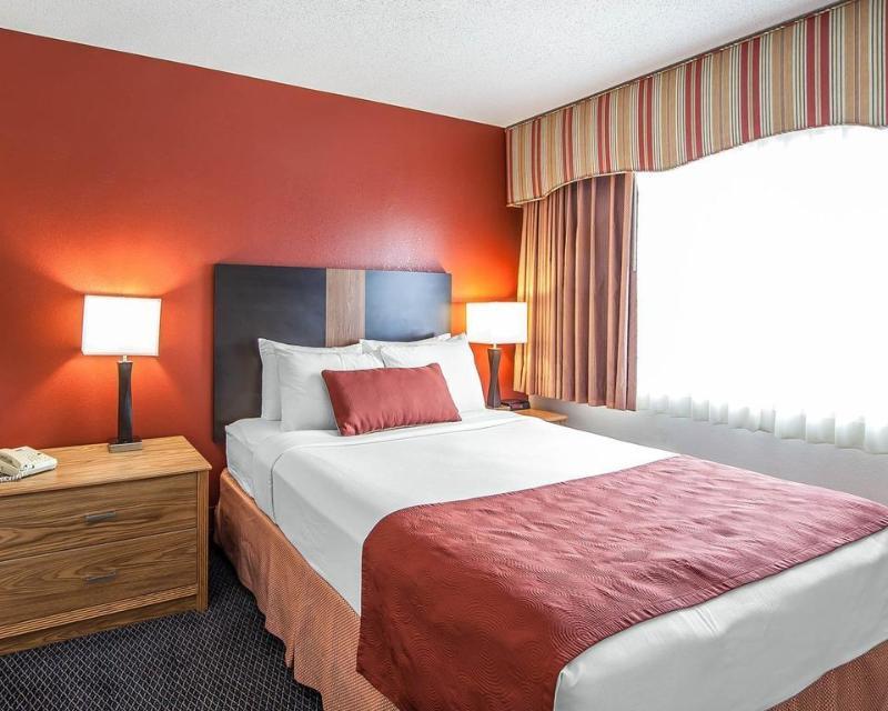 Leconte & Convention Center, Ascend Collection Hotel 3*