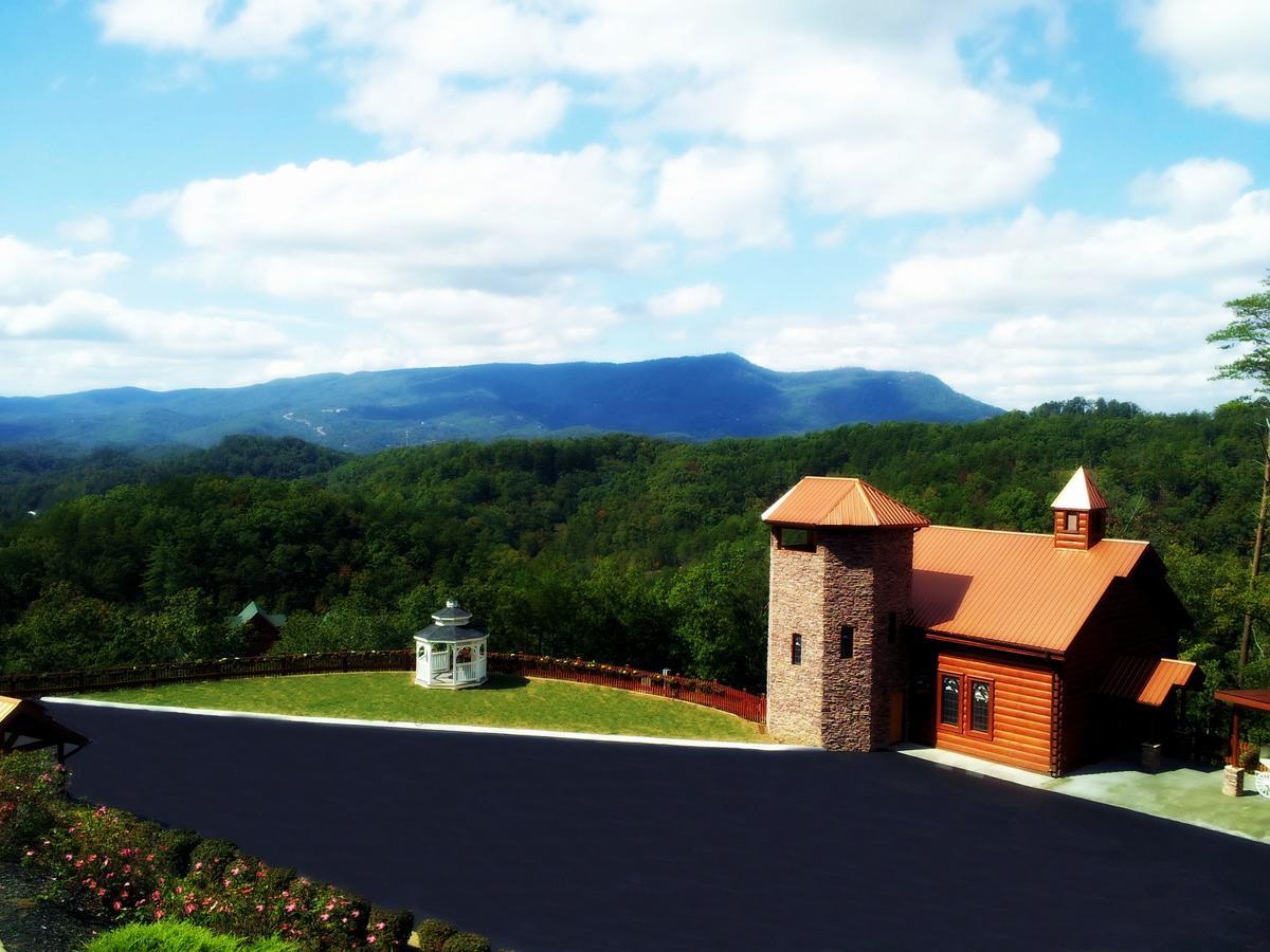 Almost Heaven #2 Pigeon Forge
