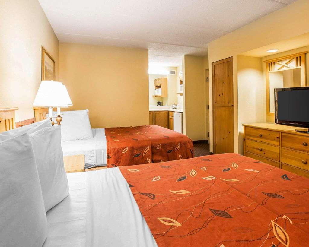 Lodge Econo Riverside *