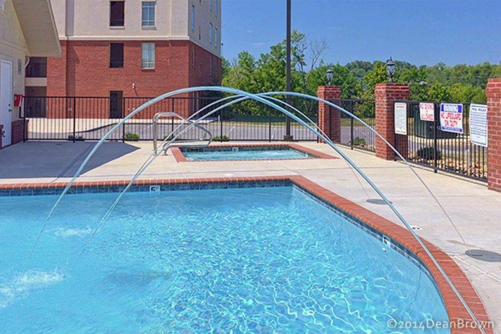 River Crossing #405 Apartment