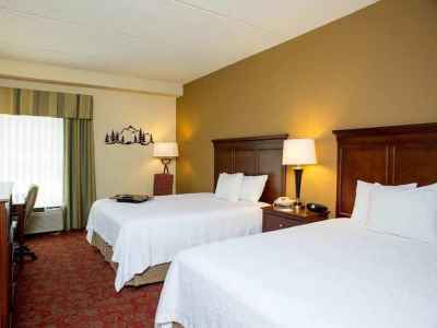Hampton & On The Parkway Hotel Pigeon Forge