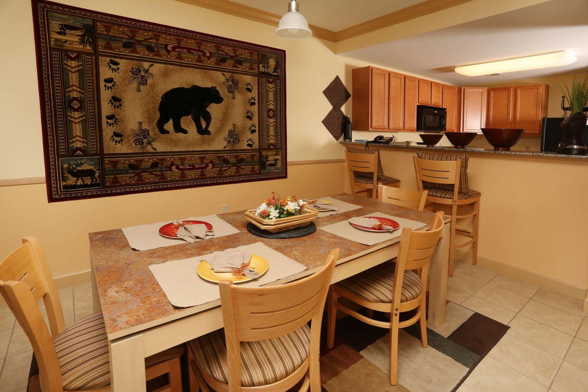 Eden Crest Vacation Apartment *