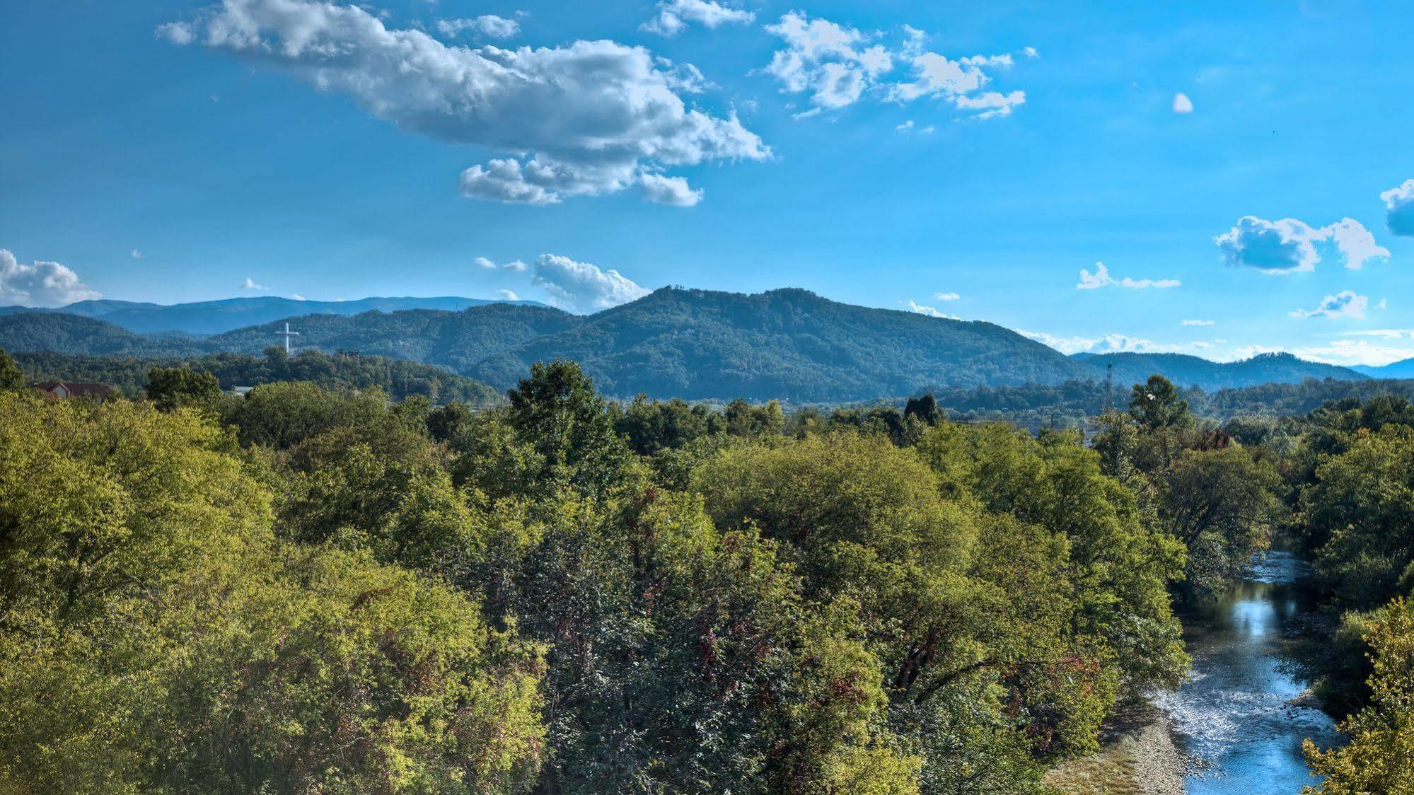 Music Road And 3* Pigeon Forge
