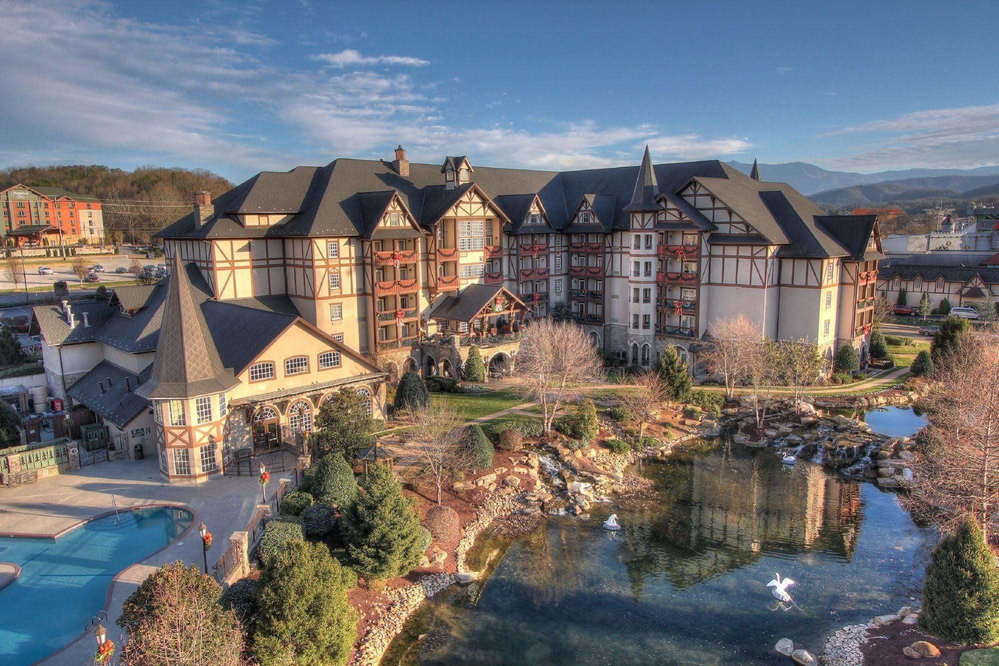 The At Christmas Place Hotel 4*