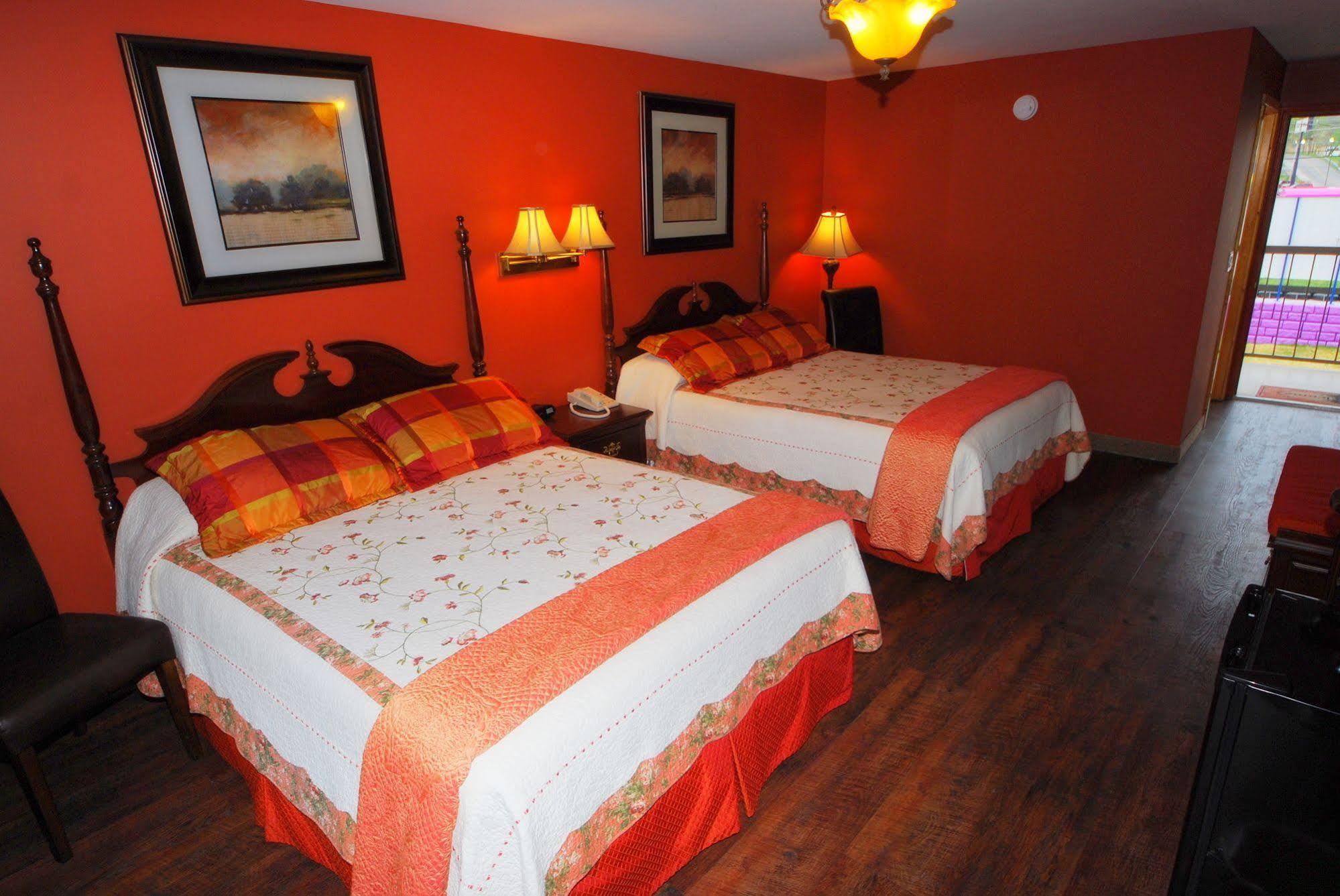 Rivergate Mountain Motel