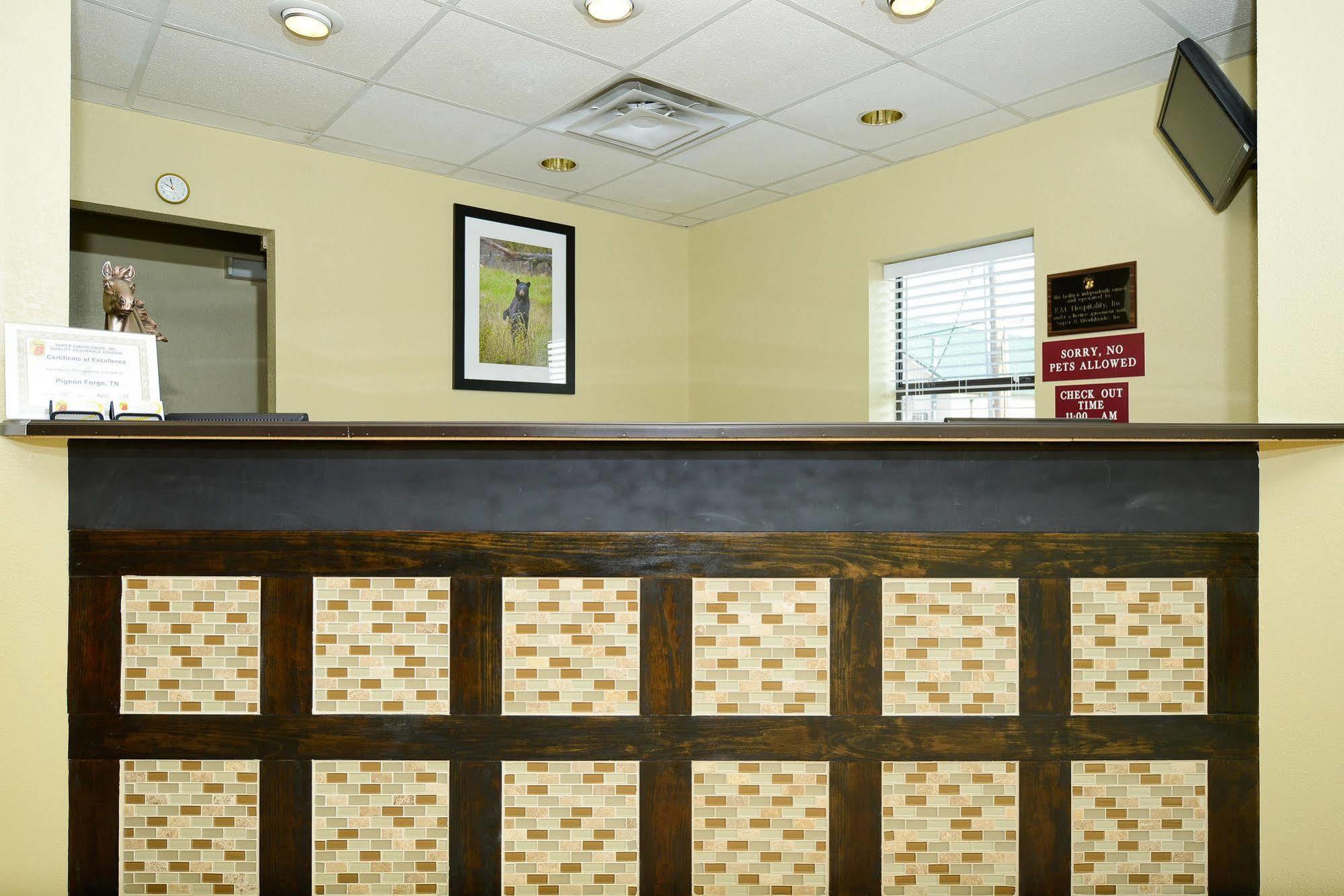 Leblanc Western Signature Collection Hotel