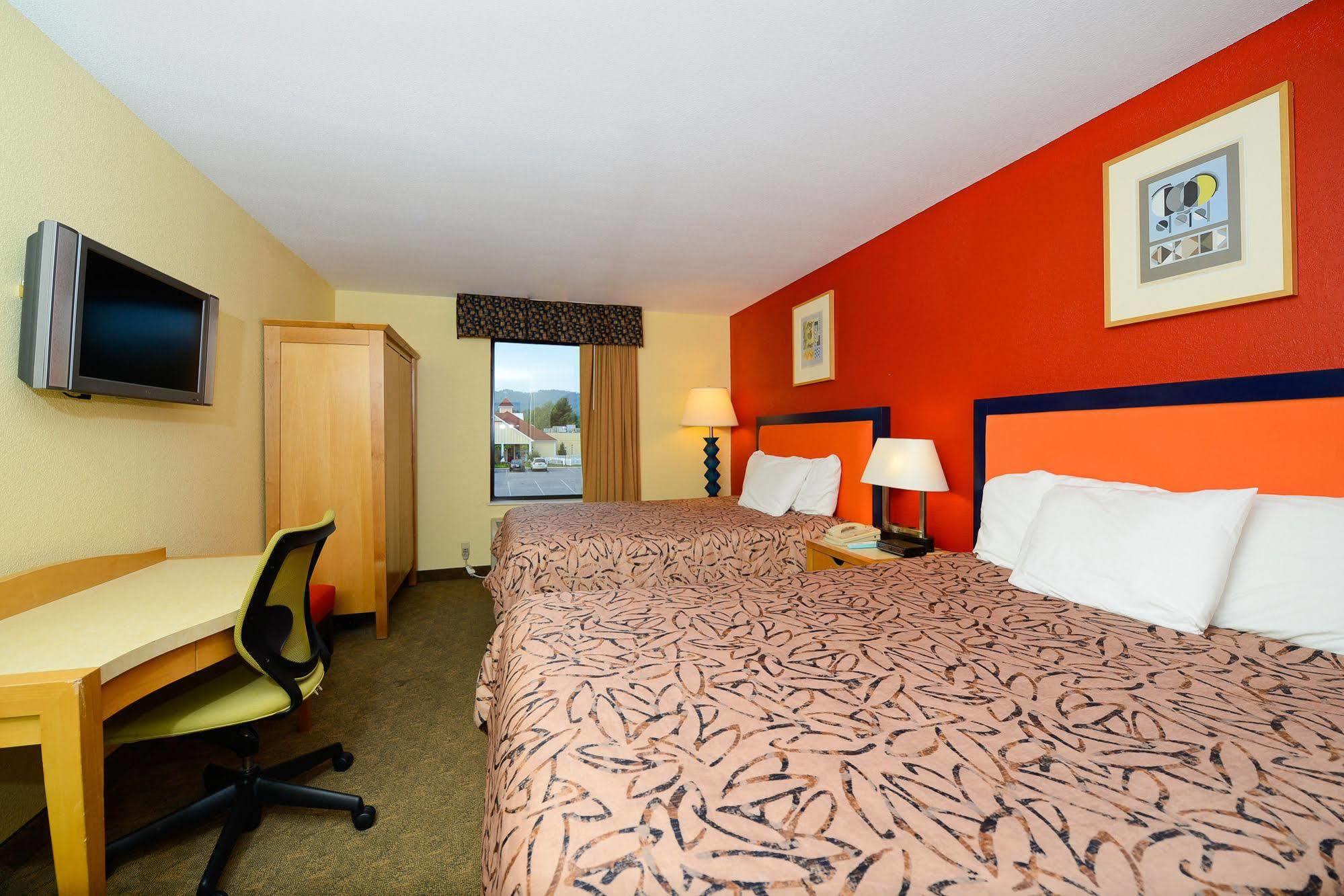 Leblanc Western Signature Collection Hotel