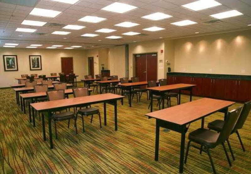 Hotel Springhill 3*