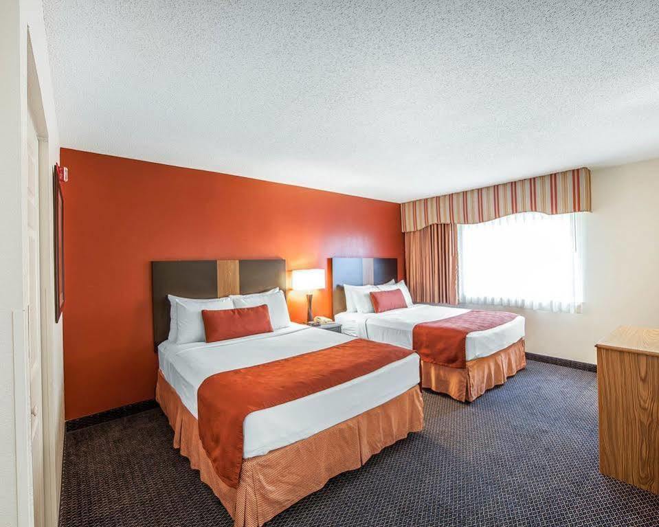Leconte & Convention Center, Ascend Collection Hotel 3*