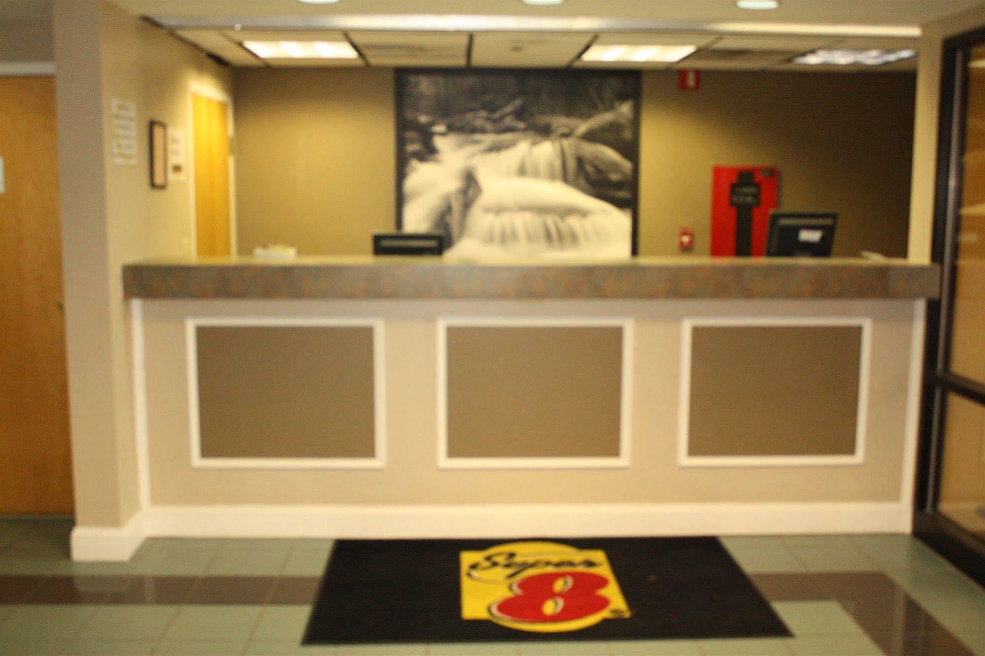 Hotel Super 8 By Wyndham Pigeon Forge-emert St