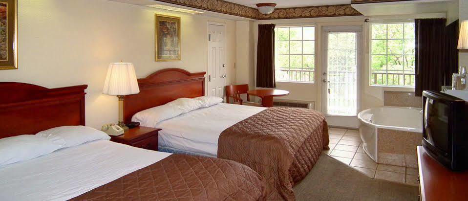 Country & By Radisson, South, Tn 3* Pigeon Forge