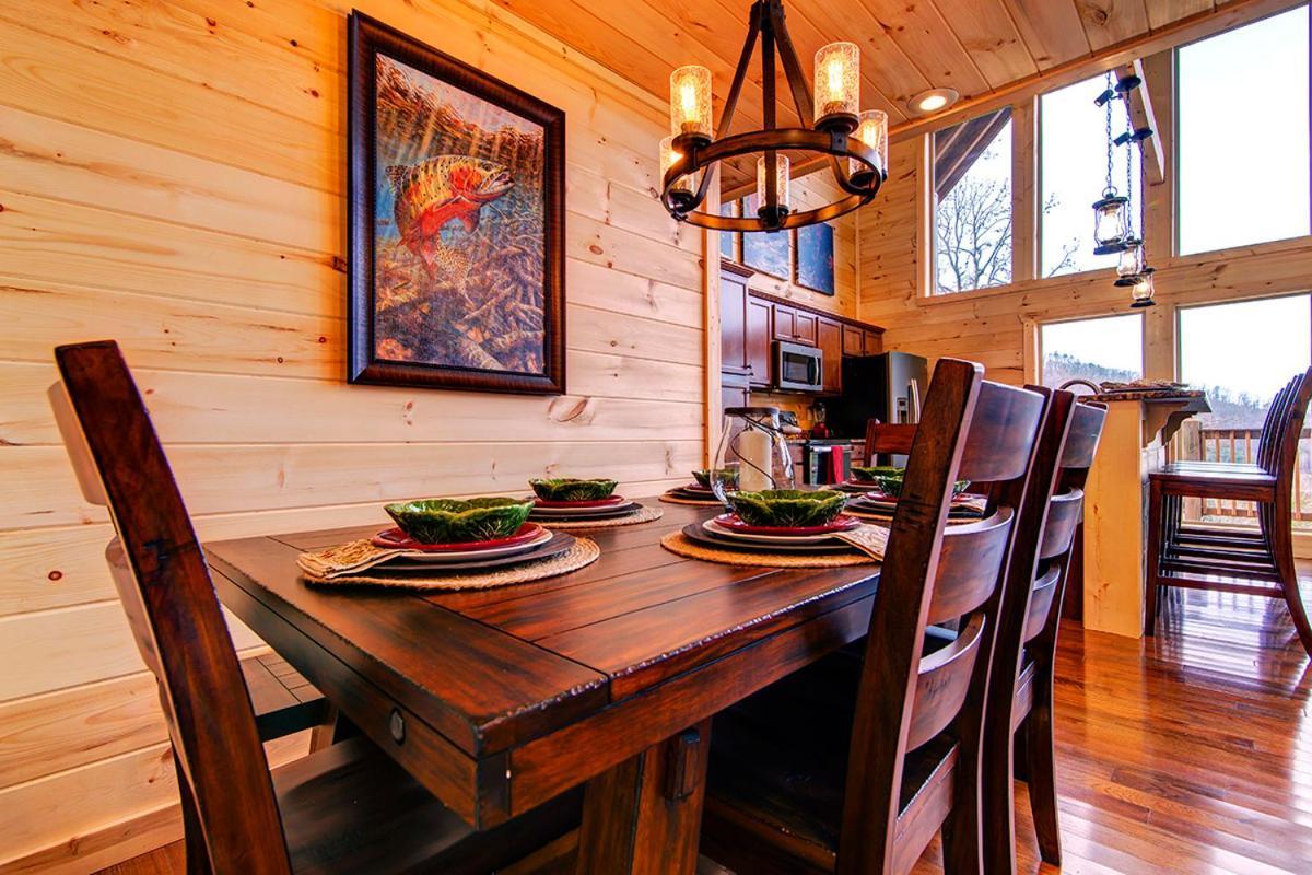 Holiday home A River Runs Through It Cabin