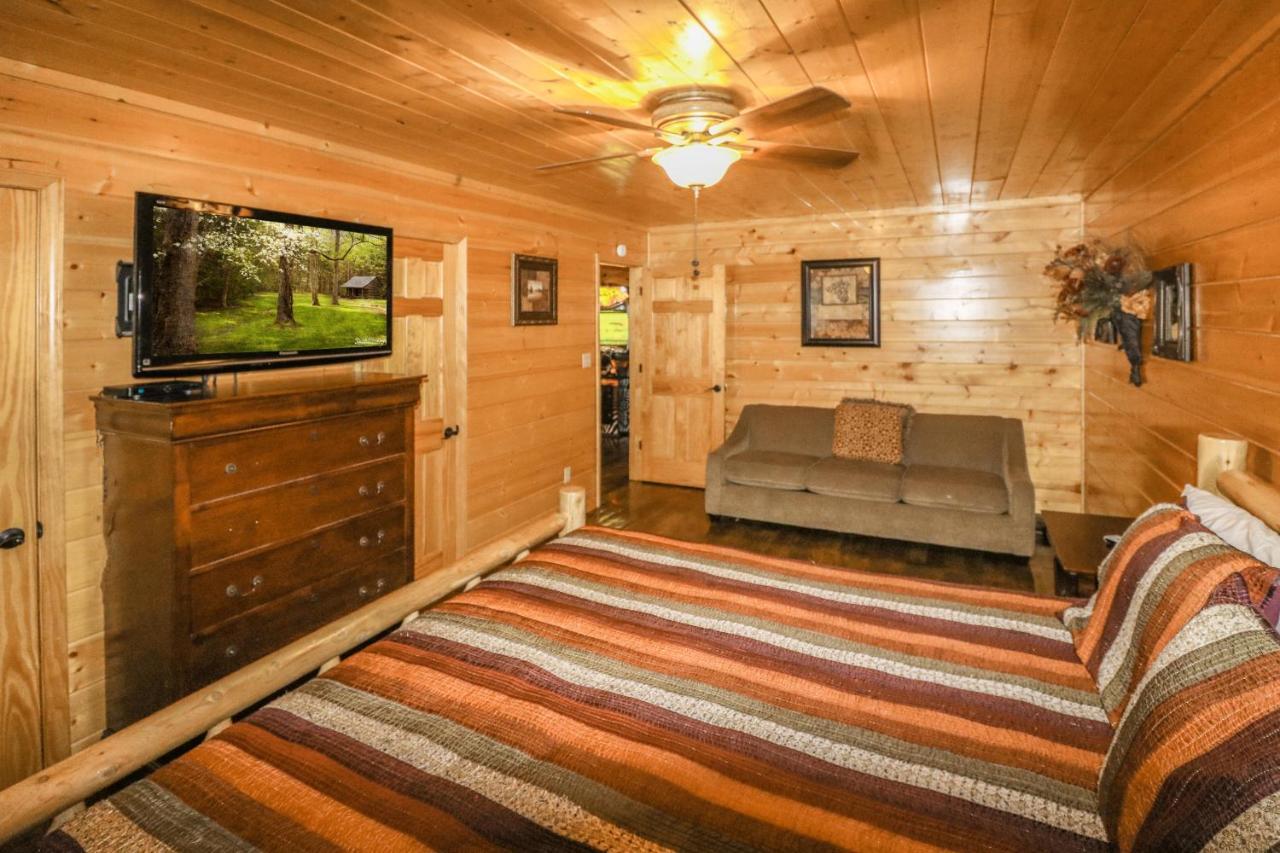 Holiday home Hidden Springs Pigeon Forge